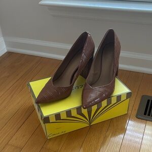 Circus by Sam Edelman Brown Croc-Pattern Heels